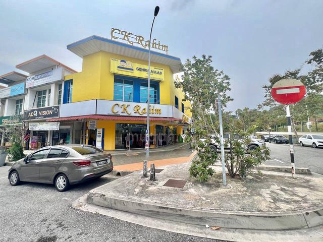 Shoplot Double Storey Nilai Impian Nilai 1