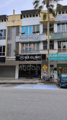 Taman Sutera Utama 1st Floor For Rent Sutera Hot area Facing Main Road 1