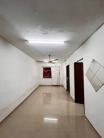 Apartment Lestari (Damansara Damai) 1