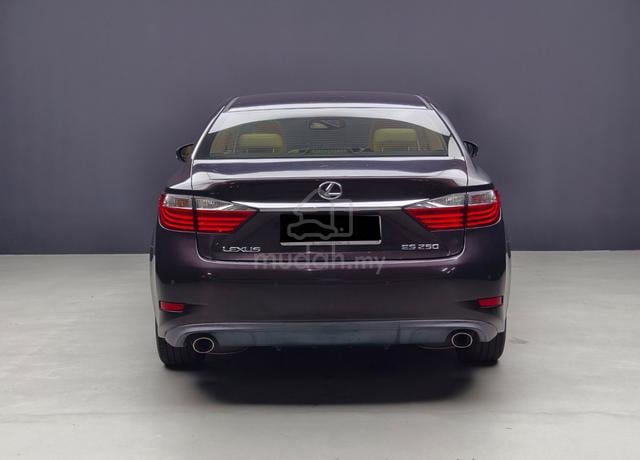 2013 Lexus ES250 2.5 LUXURY Sunroof - 4