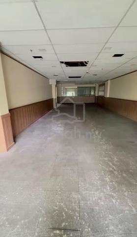 Asia City Shoplot 1st Floor Corner 1306sqft Bare Unit | Facing Api-Api 1