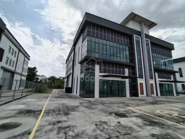 3 sty Semi-Detach Factory for Sale @ Seksyen 26, Shah Alam 1
