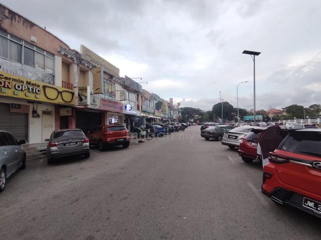 Bukit Dahlia - 2 Storey Shop For Rent 1