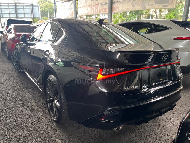 2022 Lexus IS300 2.0 F-SPORT (14k Milleage) - 2
