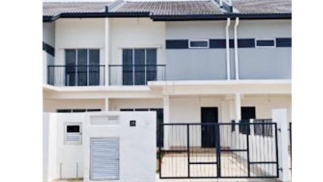 Puncak Warisan 1
