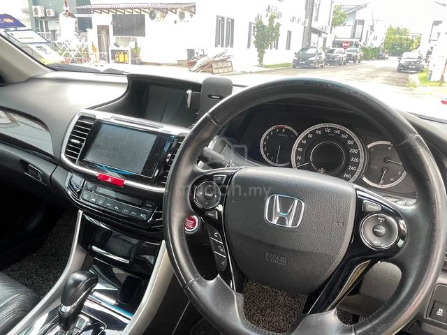 2017 Honda ACCORD 2.0 VTi FACELIFT (A) - 5