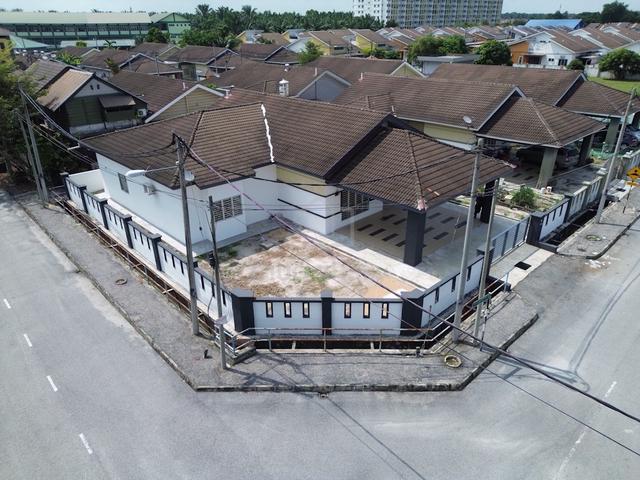 Freehold Corner Lot Bungalow Taman Lekir Bestari Lekir Perak 1