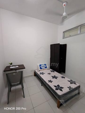 Comfortable Single Room At Bestari Perdana, Meridin East, Pasir Gudang 1