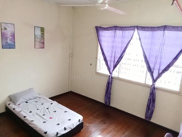 Room For Rent 1