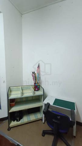 Bilik Bujang Kosong 2