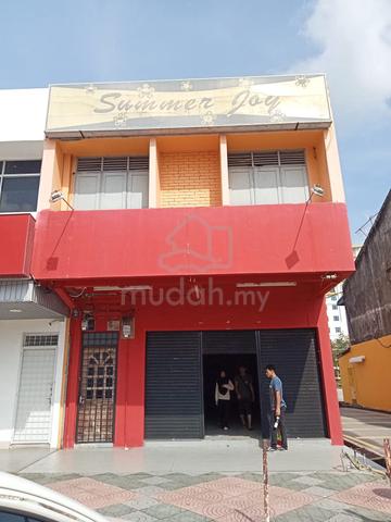 Kedai 2 tingkat untuk disewa 1