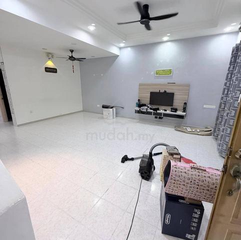 Nusa Jaya Mas/ Double Storey/ Renovated Unit/ Next To Bukit Indah 1