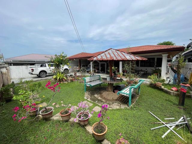 Semi-D Renovated - Taman Selesa @ Kepayan (3 Bilik) - Land Area 5262 s 1