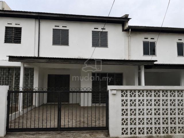 Taman Abad, Jb Town Double Storey Terrace House 22x87ft Extended 1