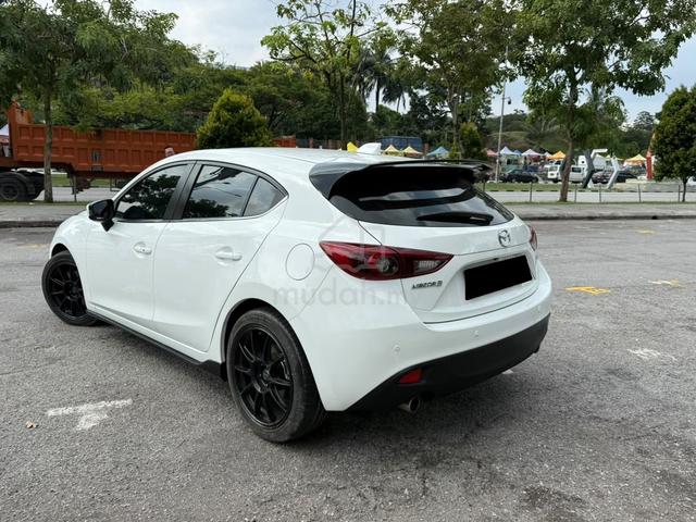 Mazda 3 2.0 SPORT HATCHBACK (A) FULL BODYKIT - 3