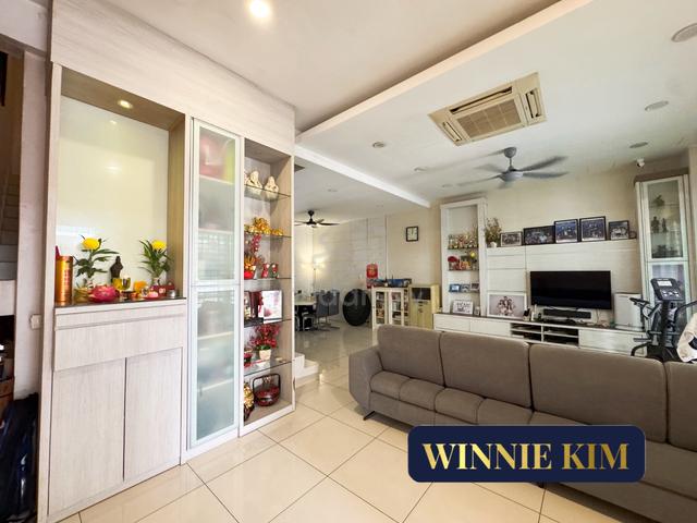Cheapest ๐ฅ Orange Villa with Lift โ
Phase 1๏ธโฃGated๏ฝSong Ban Kheng 1