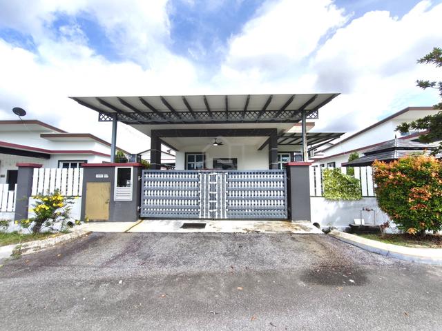 [Renovated] Single Storey Bungalow Villa Bukit Negeri @ Seremban 1