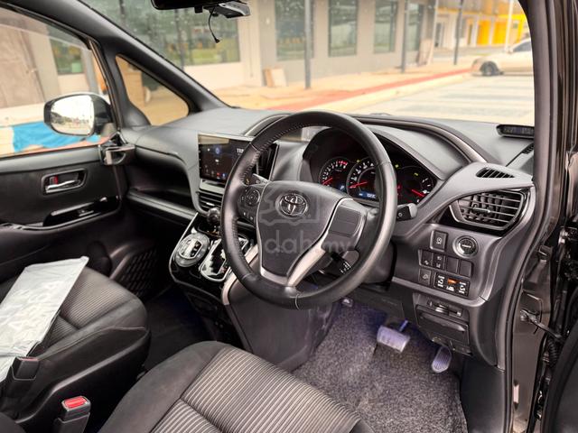 2019 Toyota VOXY 2.0 ZS KIRAMEKI II (A) - 5