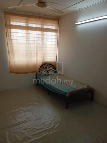 Apartment Taman Topaz 1
