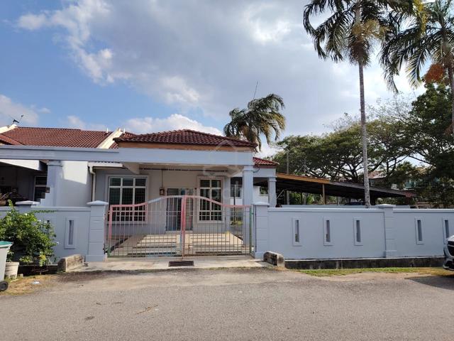 Corner lot Taman Desa Idaman  Durian Tunggal For Rent🏠 1
