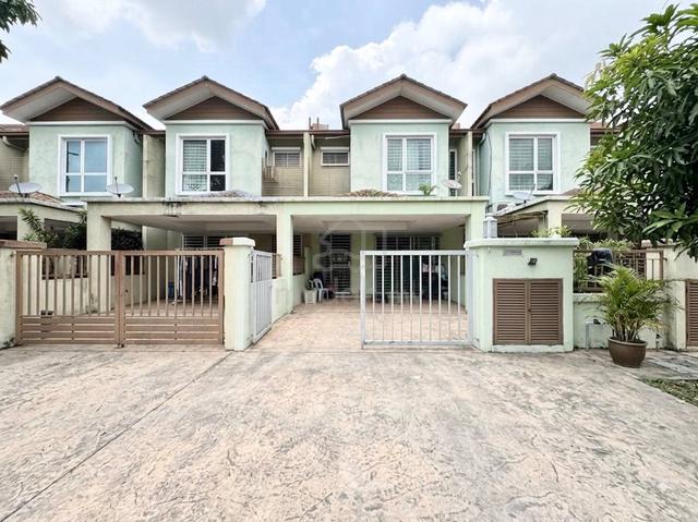 FACING PLAYGROUND | RENOVATED - 2 Storey Terrace Taman Puchong Prima 1