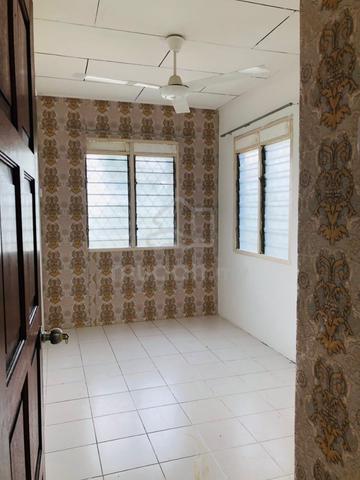 Hala pengkalan Single Storey House For rent🏡🏡   💰Rental Price 800 4