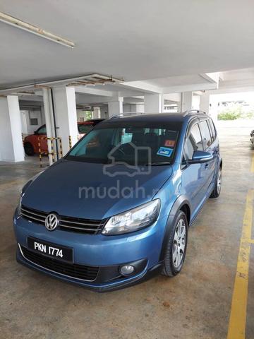 2011 Volkswagen TOURAN 1.4 (A) - 1