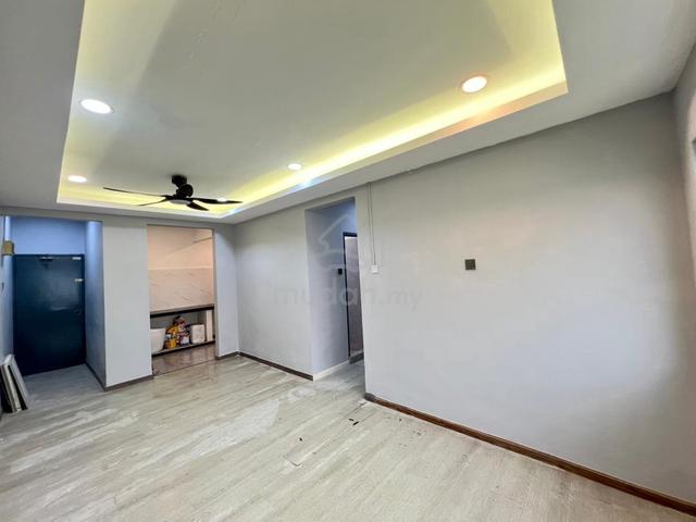 Taman Flora Heights 1