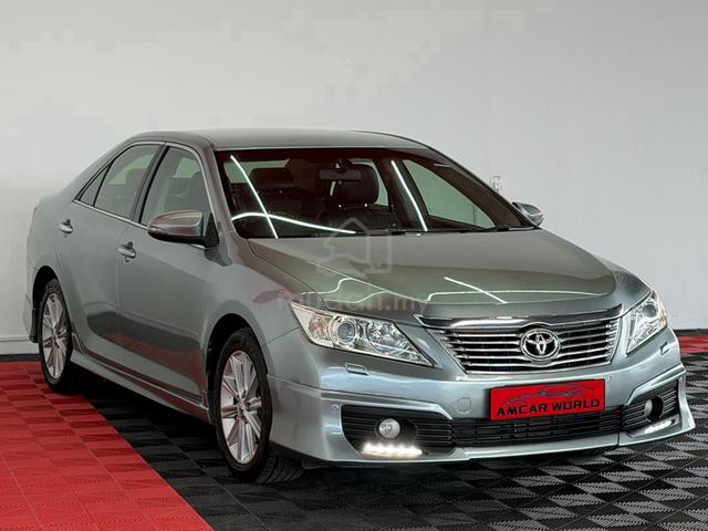 ORI13 Toyota CAMRY 2.5 V BLACK INTERIOR ONE OWNER - 3