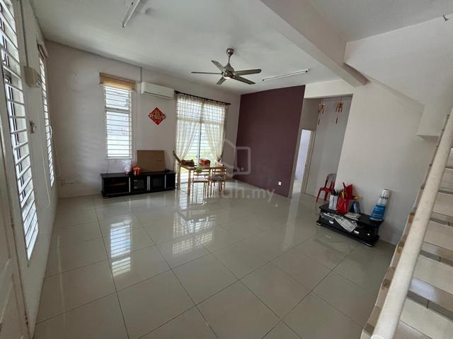 2 Storey Semi-D Cluster House SP9 Bandar Saujana Putra 1