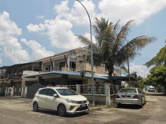 Pengkalan tiara, station 18 1