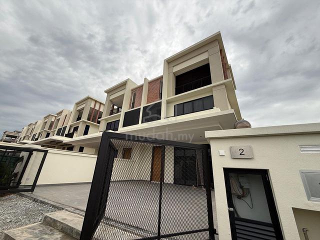 SUPER Biggest&Affordable SEMI D Cyberjaya 2-Storey Semi-D House 36x80 1