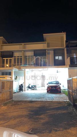 Room female near Gelang Patah 5