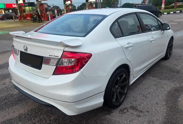 2013 Honda CIVIC 1.8 S (A) Free Accident - 5