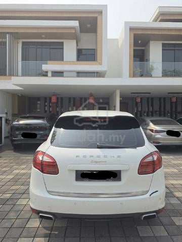 2015 Porsche CAYENNE 3.6 958 (A) - 3