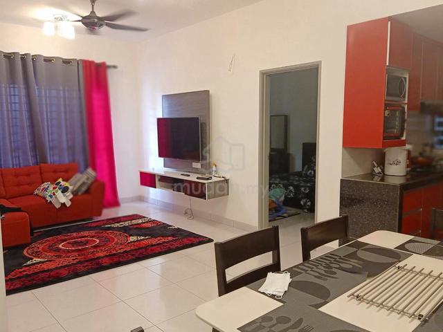 [RENOVATED] Residential Townhouse Laman Impian, Bandar Botanic, Klang 1