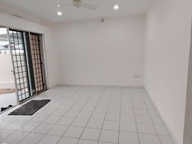 Taman Iramanis Prime Location New Renovated double storey 2300 sqft 1