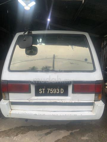 Van Nissan C22 1.5 petrol - 2