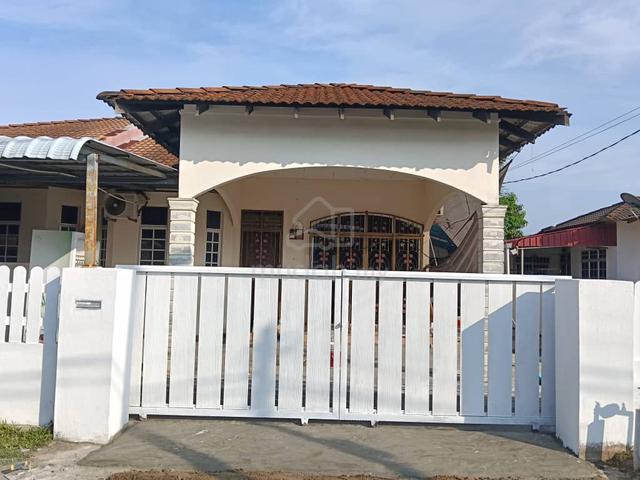 Rumah Semi D di Bandar Dungun 1
