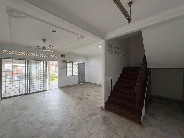 Batu Belah Kapar Klang 20 x 80 Terrace House for Sale 1