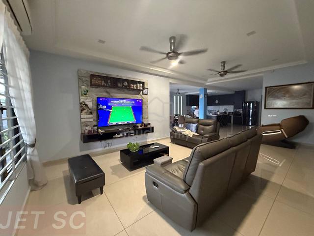Casira Bandar Bukit Raja Fully Renovated ExtendedDouble Storey Endlot 1
