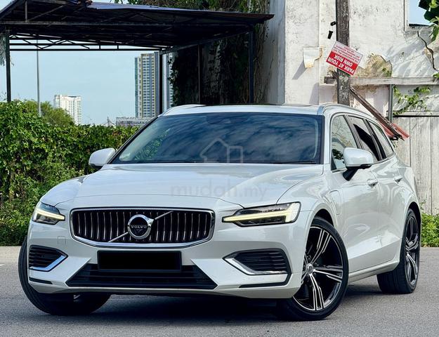 2022 Volvo V60 2.0 RECHARGE T8 (A) - 3