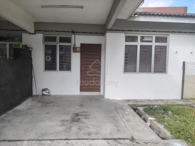 Teres Setingkat Taman Seroja Bandar Baru Salak Tinggi 4