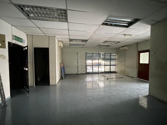 Taman Perindustrian Cemerlang, Semi-D Factory For Rent 2