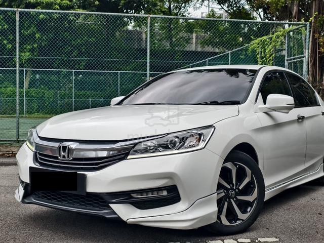 Honda ACCORD VTi-L 2.0 70 K P.STRT R.CMR F.B.KIT - 1
