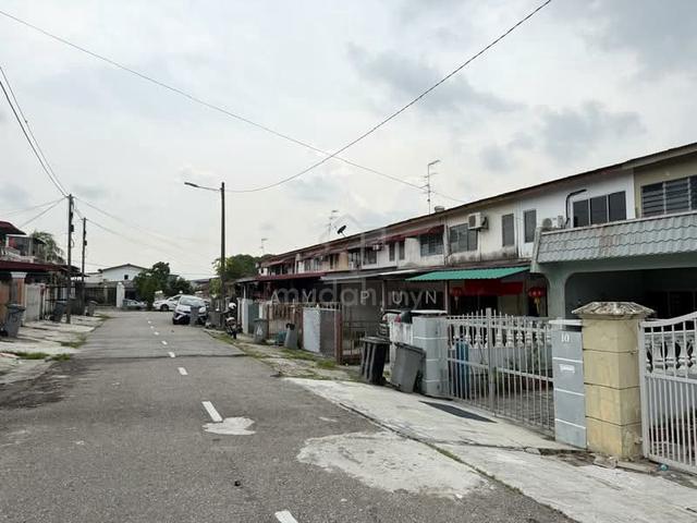 Full loan damai jaya skudai jln makmur 2sty low cost fully reno extend 1