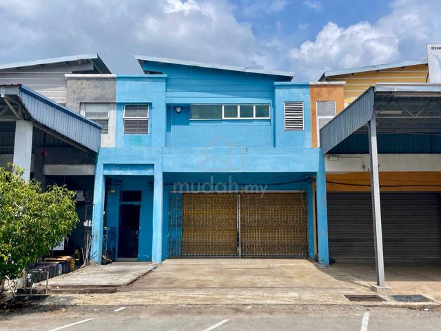 1.5 Storey Terrace Factory  Batu 3, Kuantan 1