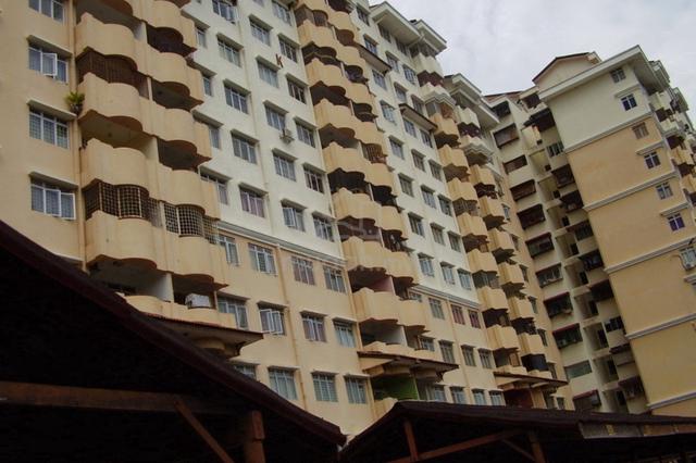 Vista Seri Putra Apartments 1