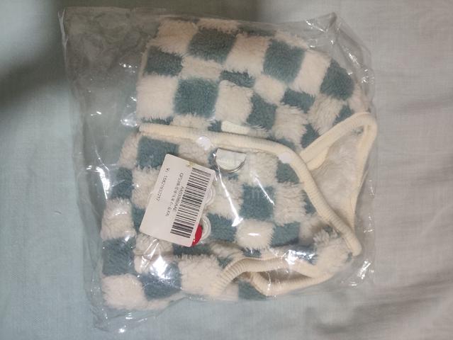 pet accessories  - photo 3 of 6