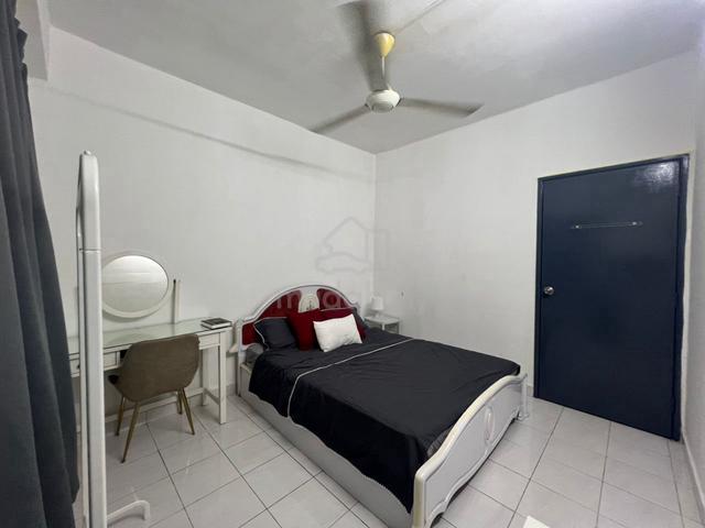 bilik sewa suami isteri / bujang / room to let 1